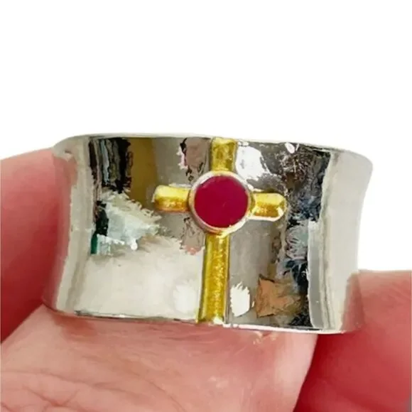 Gold Christian Cross Ring 9 Shiny Silver Wide Band Ruby Accent Two Tone NEW - Picture 3 of 5